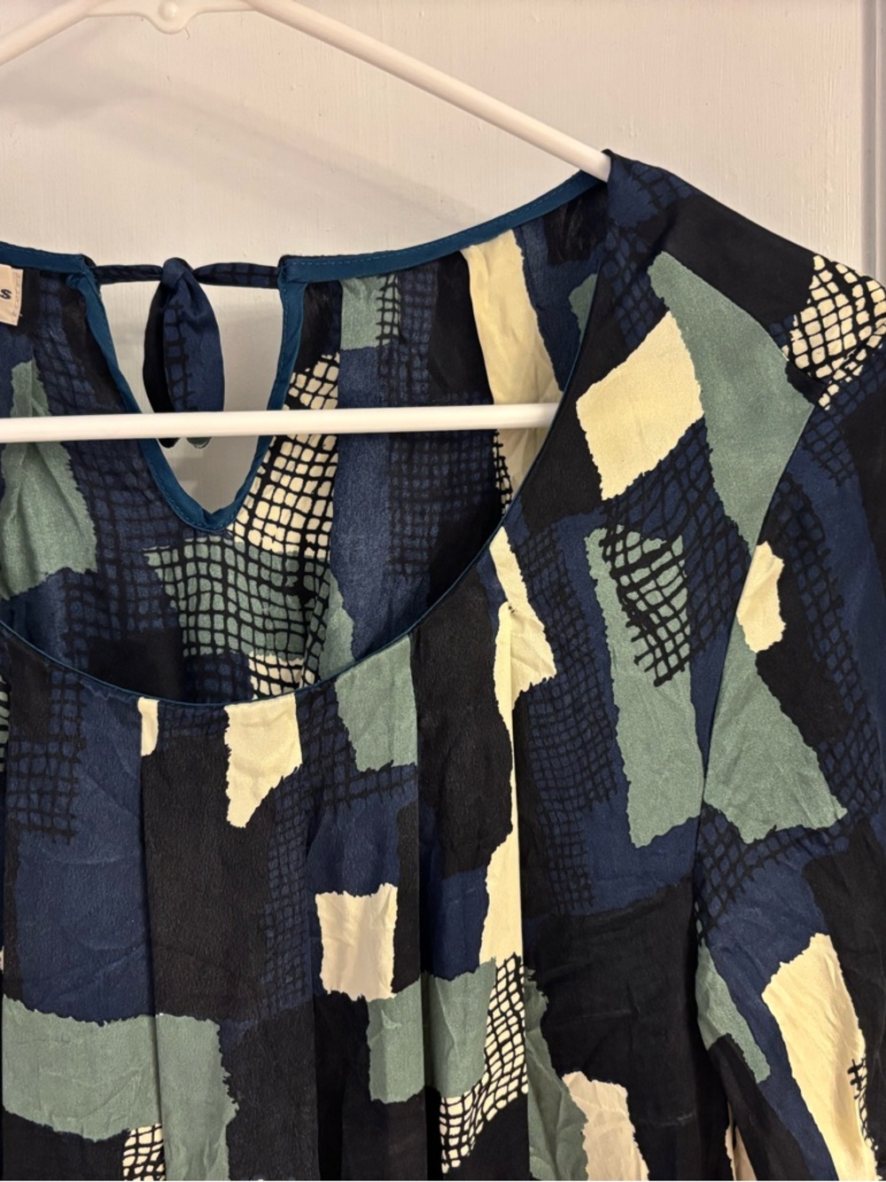 Brooklyn Industries 100% silk dress, Abstract Patchwork Navy Blue & Cream patter